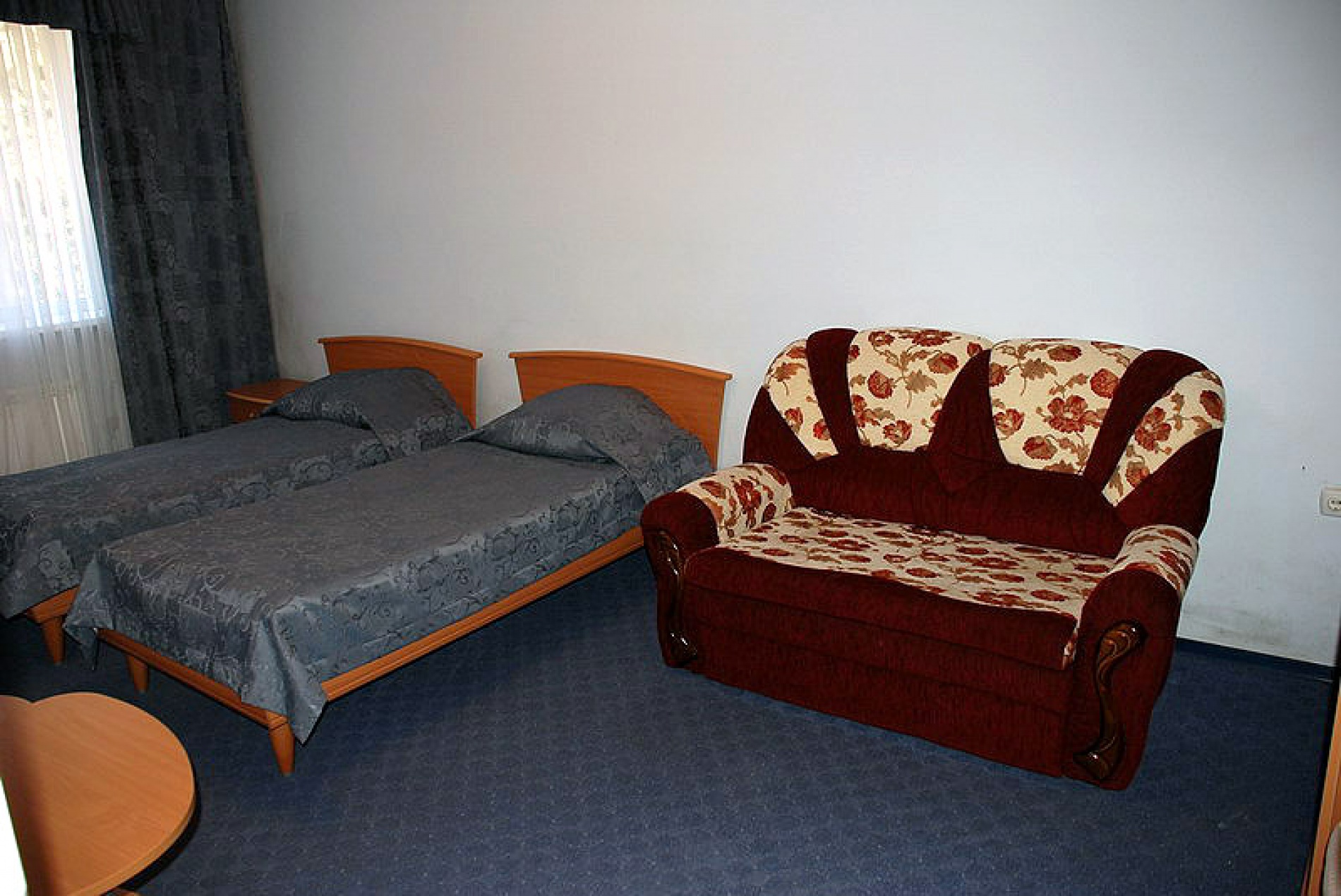  Отель «Чыран-Азау» Кабардино-Балкарская Республика Номер полулюкс, фото 6