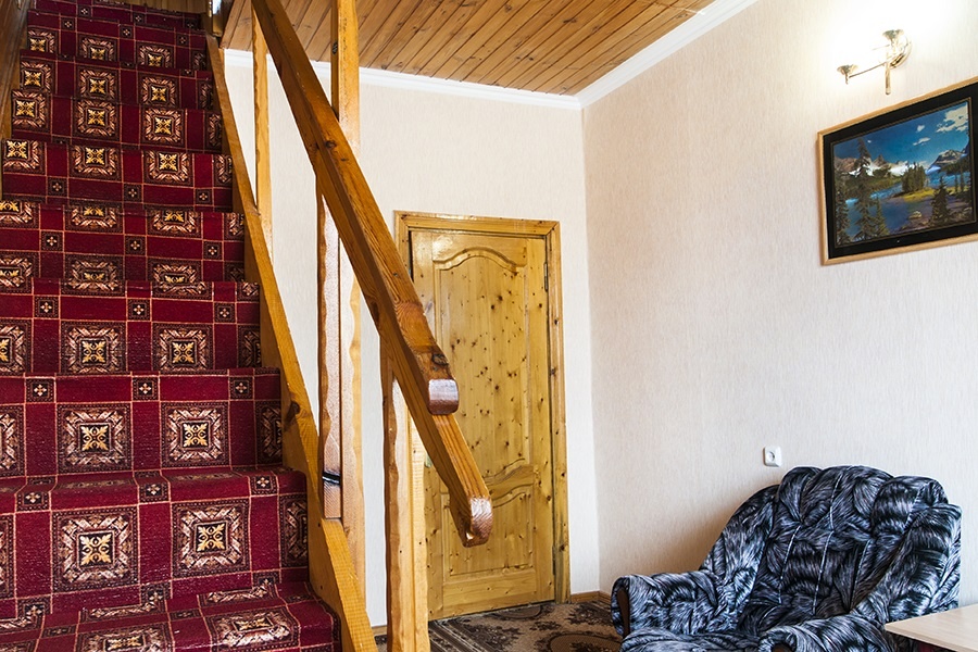  Отель «Эсен» Кабардино-Балкарская Республика Трёхместный двухуровневый номер, фото 5
