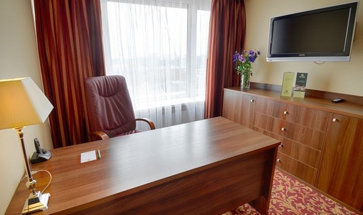  «Малахит» конгресс-отель Челябинская область Люкс 2-местный 3-комнатный, фото 5