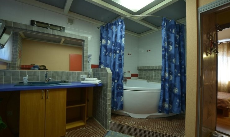  Отель «Patio Hotel» / «Патио» Самарская область Семейный 2-местный (Полулюкс DBL), фото 3